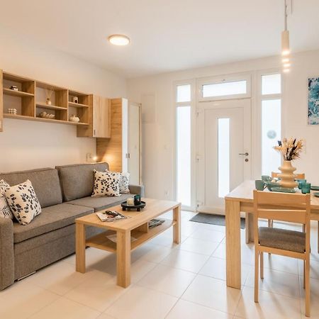 Jegmadar & Fekete Golya Apartmanok Mosonmagyaróvár Exterior foto